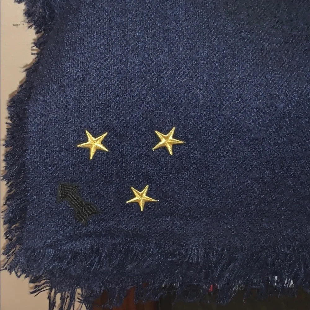 D&Y Square Blanket Scarf Blue, Red, & white/ stars